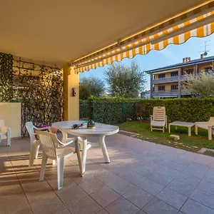 Appartamento Gardappartamenti Tito Speri Pool&garden, Sirmione